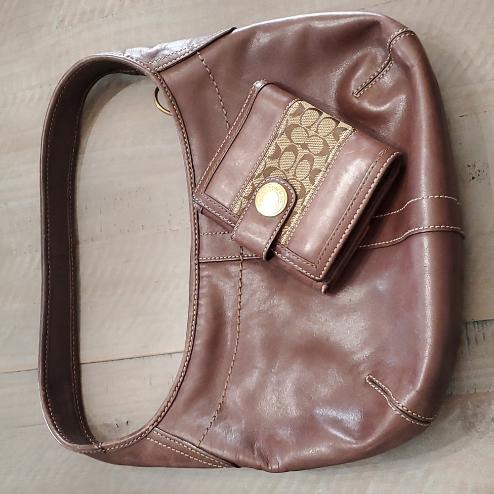 Vintage Coach brown leather hobo sholder bag with wallet set